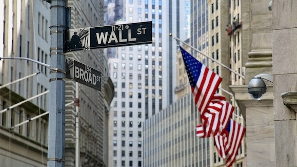 线上股票配资门户 特朗普称美“有可能”介入冲突 以伊“达成协议机会很大”